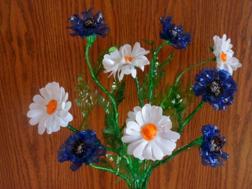 Простые поделки из пластиковых бутылок. Поделки из пластиковых бутылок своими руками для детского сада: мастер-классы + 120 ФОТО