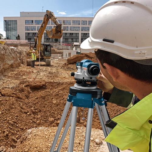 Разметка фундамента лазерным нивелиром. Что такое лазерный уровень