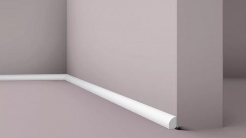 В чем разница между высокими и стандартными плинтусами. Каких размеров бывает плинтус