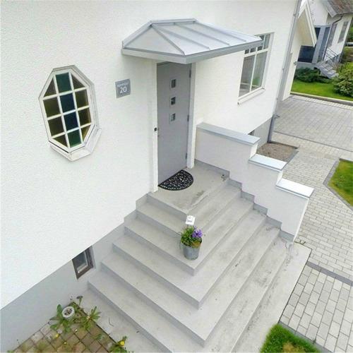 Дизайн крыльца частного дома. Фундамент для крыльца